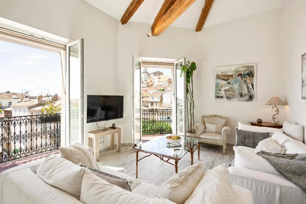 Duplex Forville Cannes 0*,