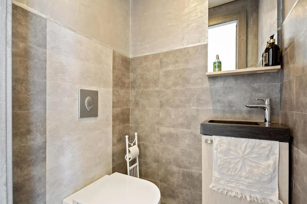 Duplex Forville Cannes 0*,  France